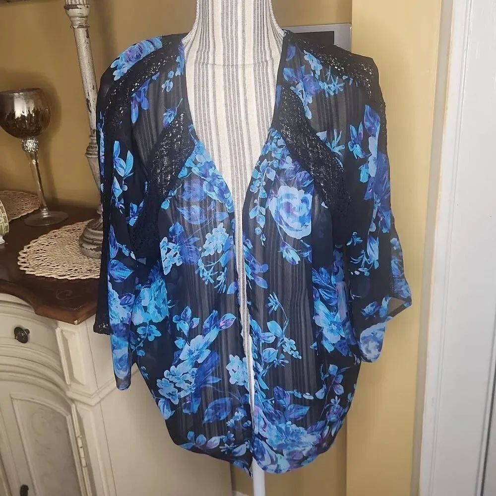 Express blue and black floral sheer kimono women's size S